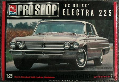 AMT 1/25 1962 Buick Electra 225 Two Door Hardtop, 6116 plastic model kit